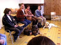 Foto: Die Gruppe der AMCGAL (v.l.n.r.): Josiane Rommes, Roland Welter, Chantal Haas, Jaqui Thil mit den Hunden Orfee und Tornade