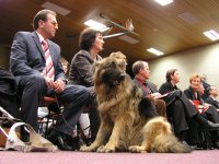 Photo: Chantal Haas et Roland Welter avec la chienne guide Orfe