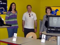 Foto: Unser Stand: Martine Konsbruck, Chantal Haas und Roland Welter sind bereit die Interessenten zu empfangen.