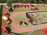 Foto: Das Ausstellungsgelnde von oben fotografiert aus einer Feuerwehrleiter heraus.