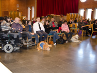 Foto: Unsere Vereinsvertreter in der ersten Reihe im Publikum.