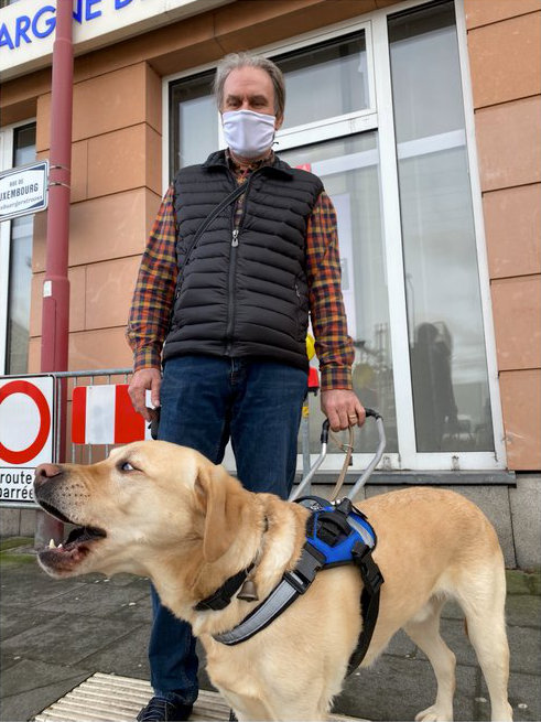 De Roland Welter a sin Hond, de Lou.